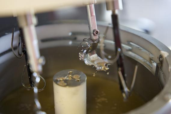 Electropolishing of removable dental and stellite prostheses with OTEC Epag Smart Dental