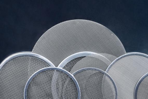 SIEVES, CYLINDERS AND FILTERING DISCS