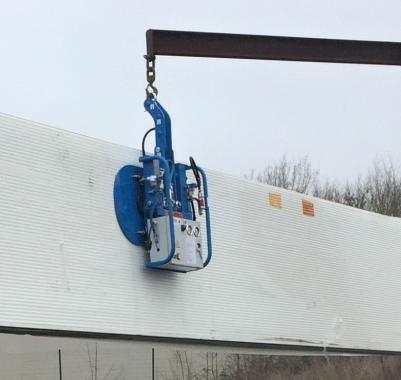 BARTEC, compact lifter for cladding or glazing