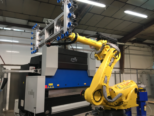 Robotic solution for sizing and folding of SHEET METAL