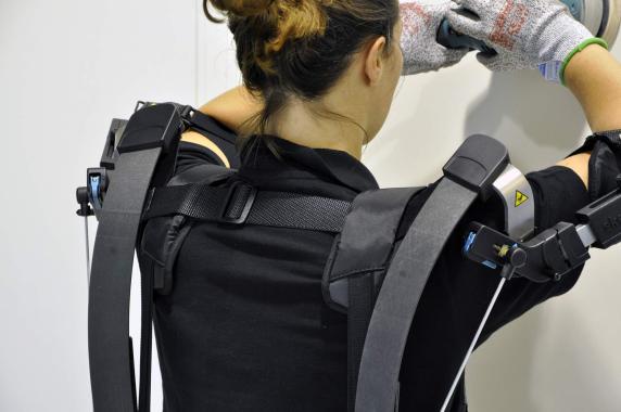 Exoskeleton arms raised and outstretched | GOBIO